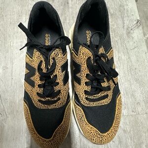 New Balance Black and Brown Sneakers